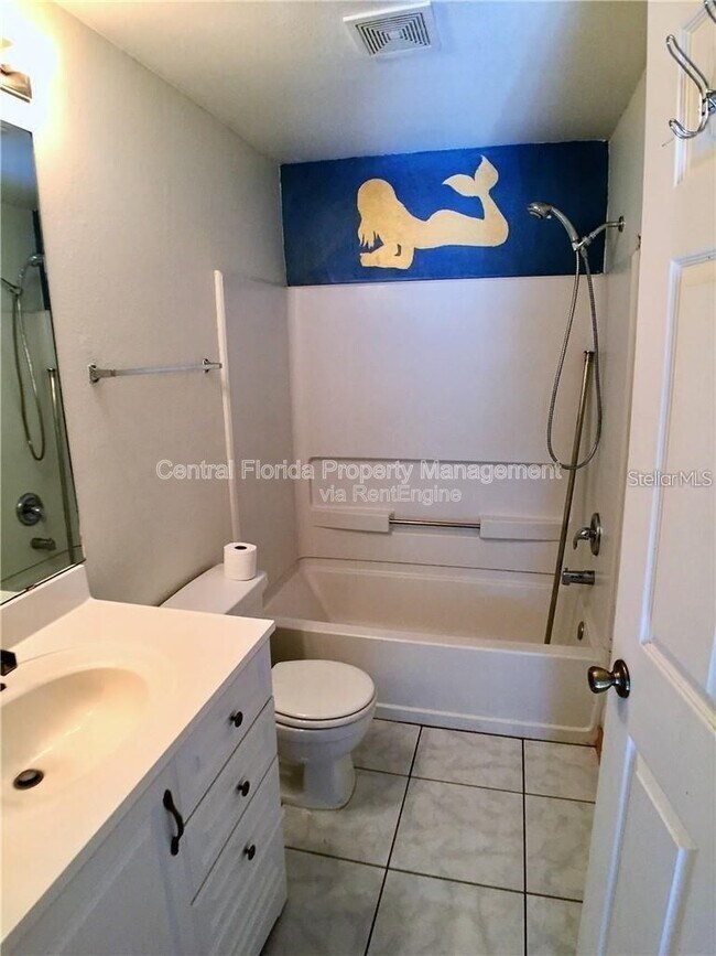 Building Photo - 149 Reserve Cir