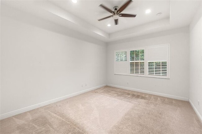 Building Photo - 9741 S Miralago Way