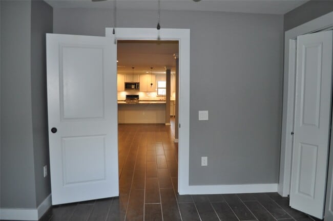 Building Photo - 4818 Spellman Rd