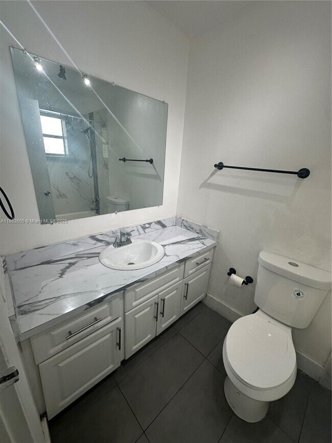 Building Photo - 3536 NE 168th St