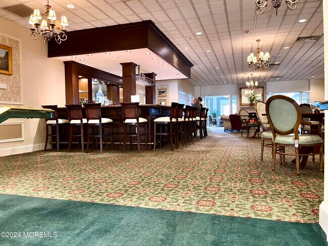 Building Photo - 700 Ocean Ave N