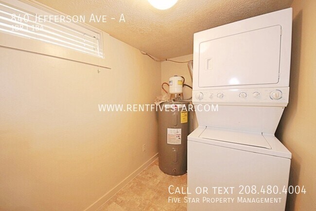 Building Photo - 840 Jefferson Ave