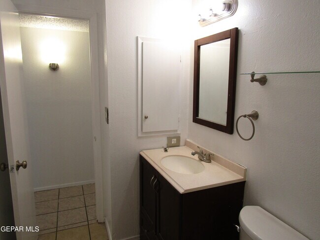 Building Photo - 1500 Babe Hiskey Ln