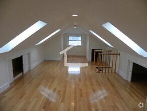 Building Photo - 41 Blenford Rd