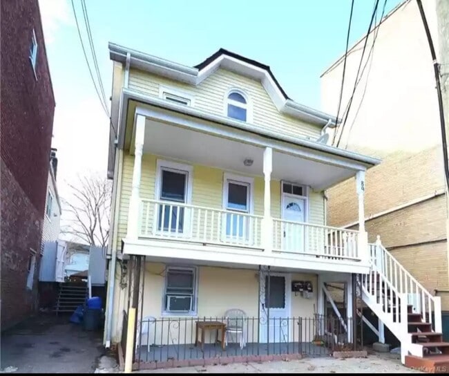 Primary Photo - 89 N Malcolm St