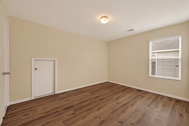 Building Photo - 15319 Meandering Post Trl