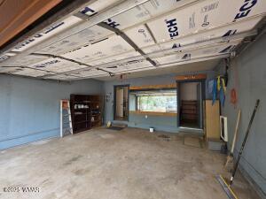 Building Photo - 1295 S Julia Ln