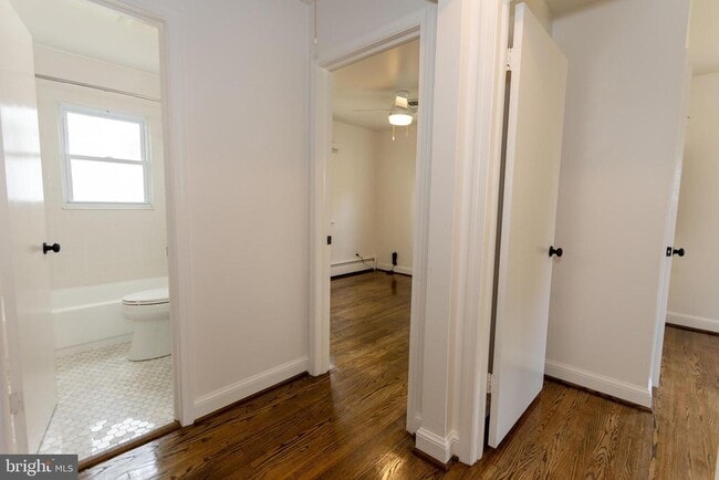 Building Photo - 9113 Taylor St