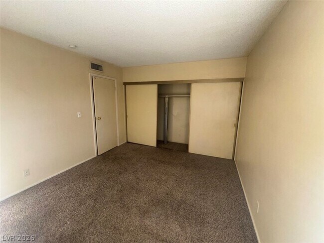 Building Photo - 1497 Dorothy Ave
