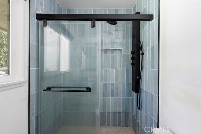 Building Photo - 1637 Elevado Ave