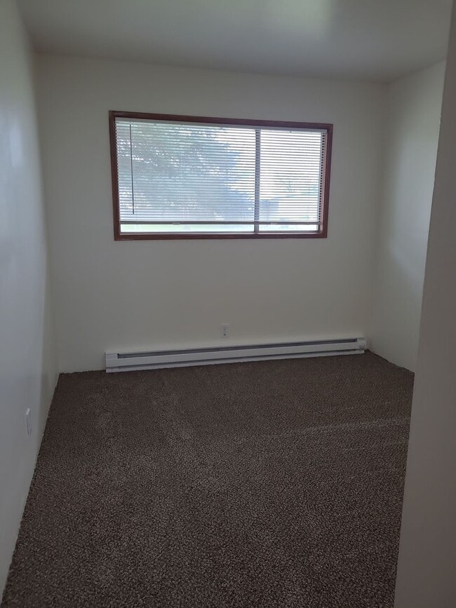 Building Photo - 8912 Travis Dr