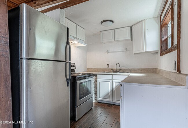 Building Photo - 8306 Galveston Ave