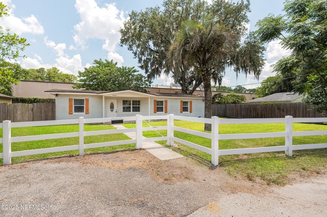 Building Photo - 12064 Aroid Ct