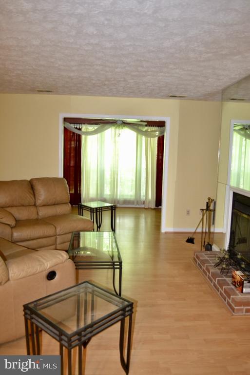 Building Photo - 12183 Cardamom Dr