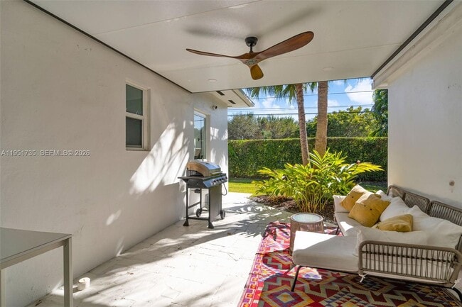 Building Photo - 5930 SW 47th St