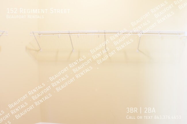 Building Photo - Hearthstone Lakes