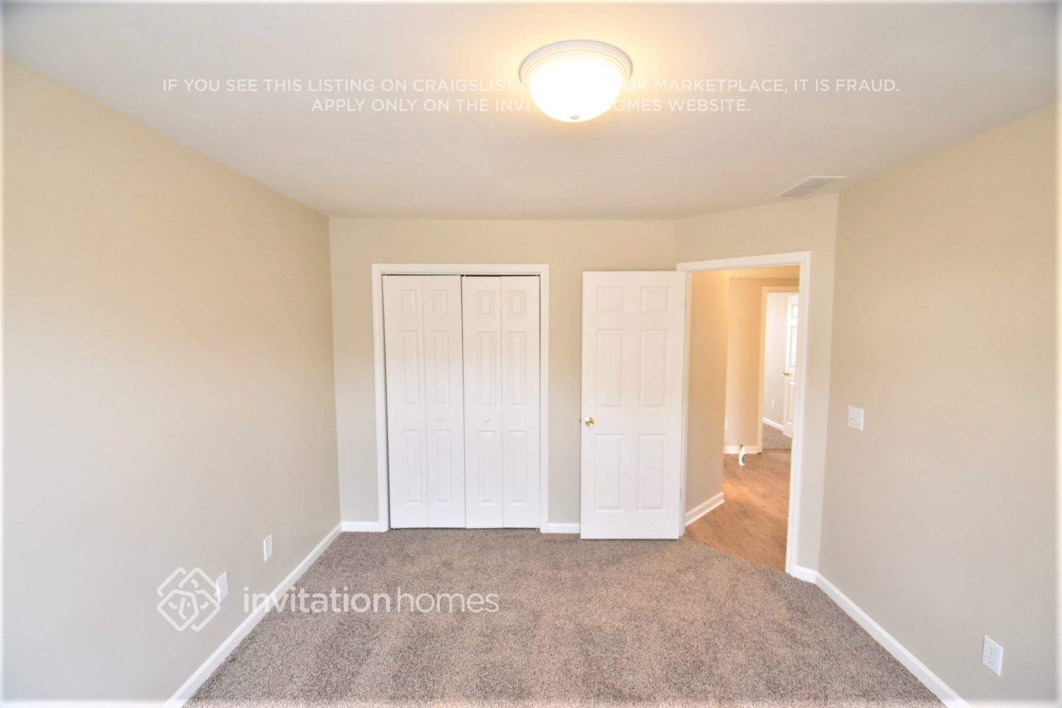 Building Photo - 2392 Wilshire Way