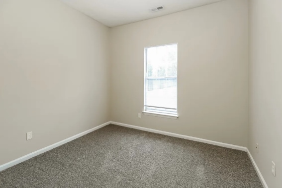 Building Photo - 1101 Gretna Green Dr