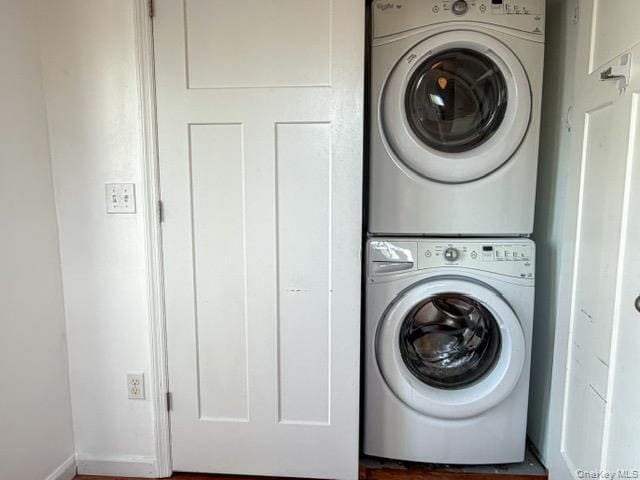 Building Photo - 25 W Church St