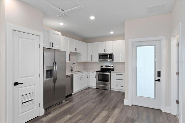 Building Photo - 3501 3rd Ave N