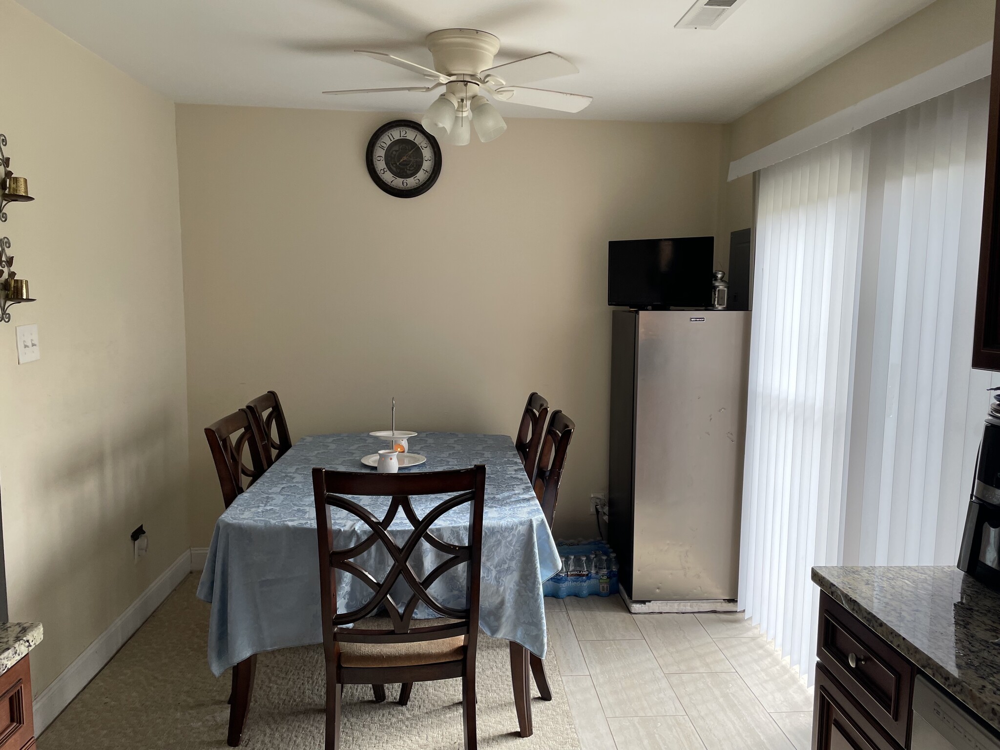 Eat-In Kitchen - 34 Eaves Mill Rd