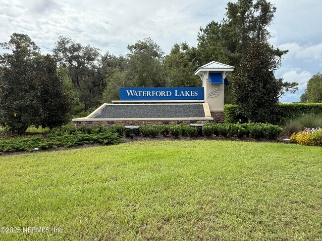 Building Photo - 48 Java Ln