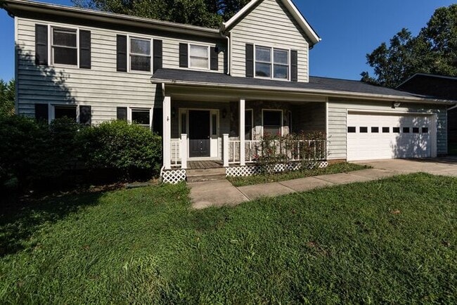 Building Photo - 3BD/1BA Home in Hickory