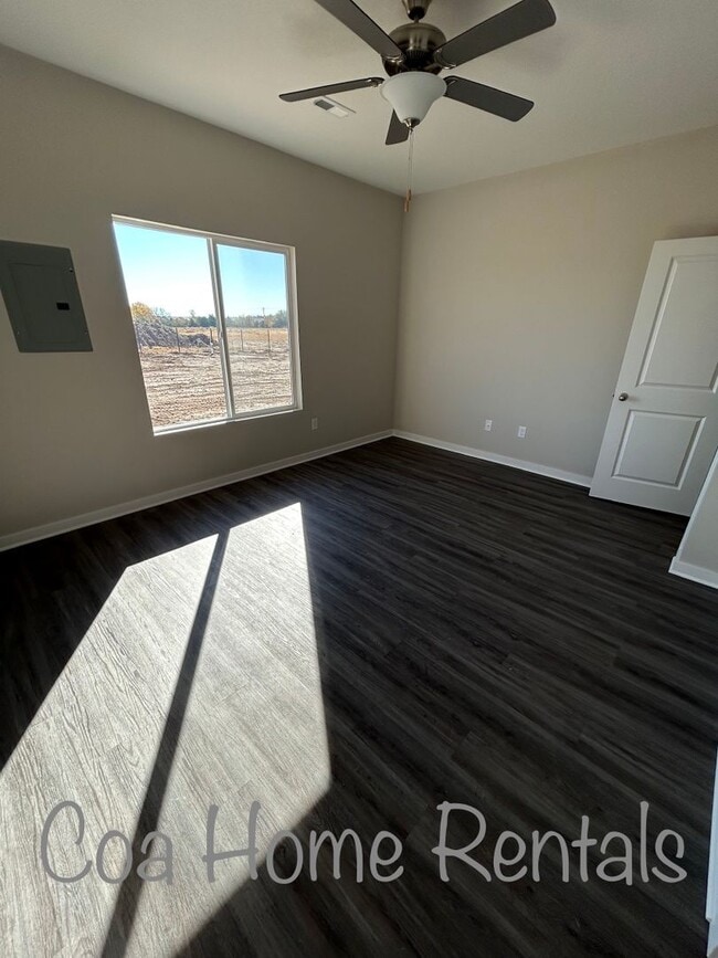 Building Photo - 13435 W Haskell Ct