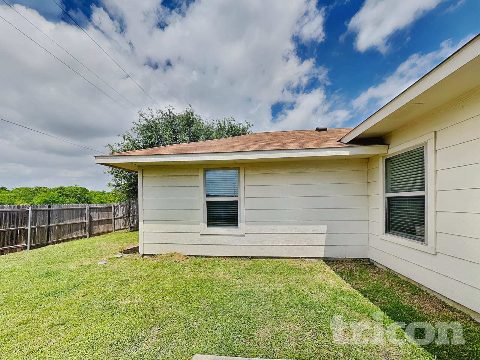 Building Photo - 9100 St Barts Rd