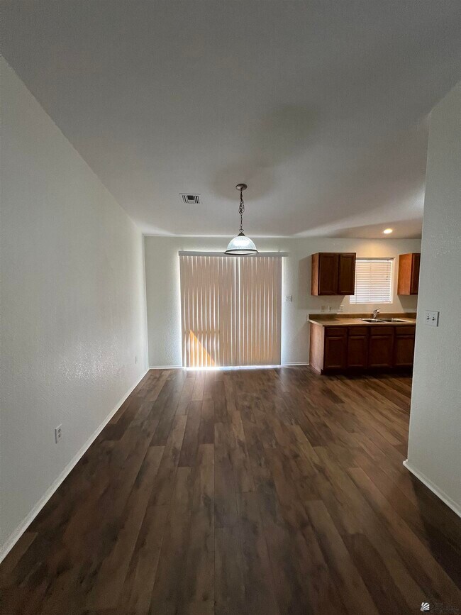 Building Photo - 10331 Monsoon Ave