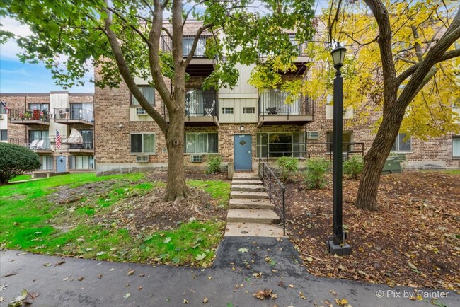 Building Photo - 1457 N Winslowe Dr