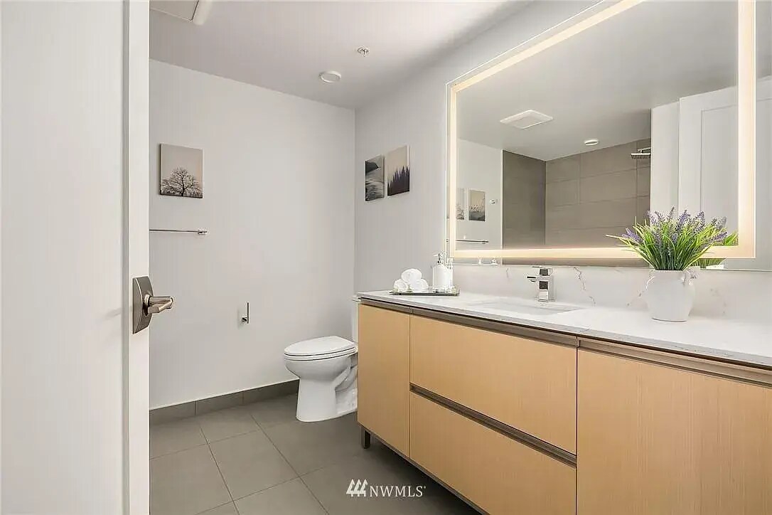 Building Photo - 1808 Minor Ave