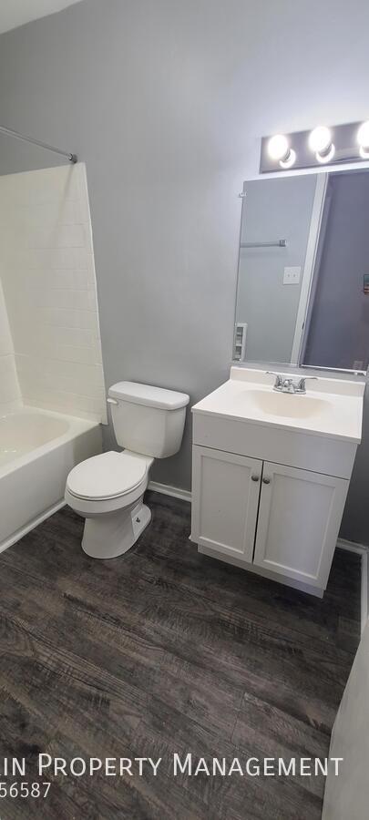 Building Photo - 2908 Richmond Hwy N