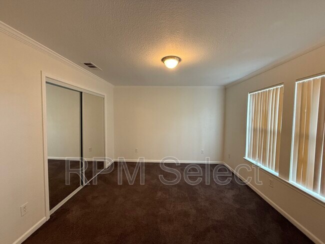 Building Photo - 3329 San Jose Way