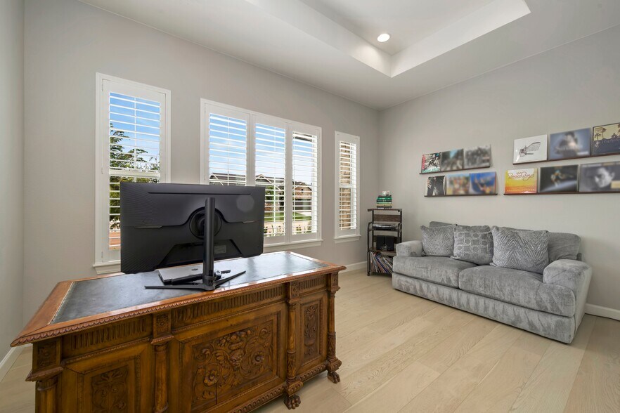 Building Photo - 6104 Summerfields Pky