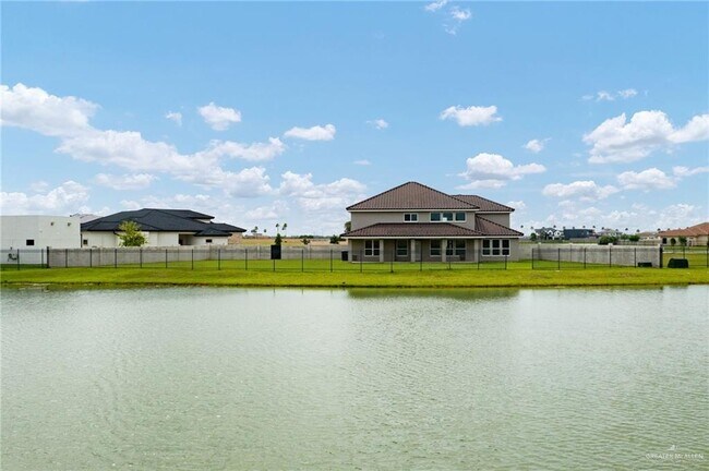 Building Photo - 4628 Estancia Pkwy
