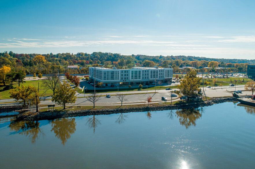 Primary Photo - WaterFront Apartments