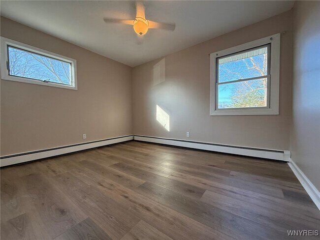 Building Photo - 107 Revere Rd