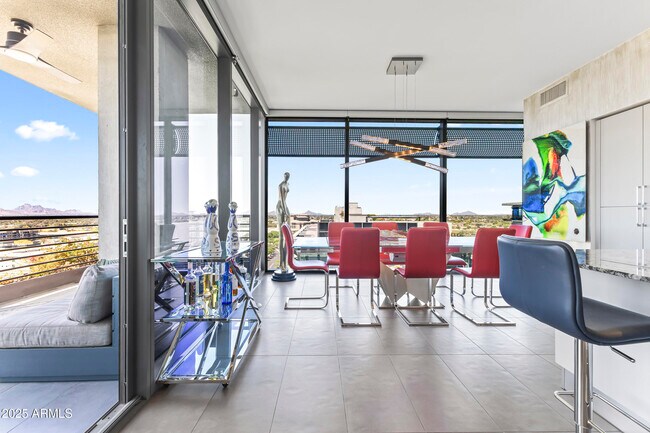 Building Photo - 7180 E Kierland Blvd