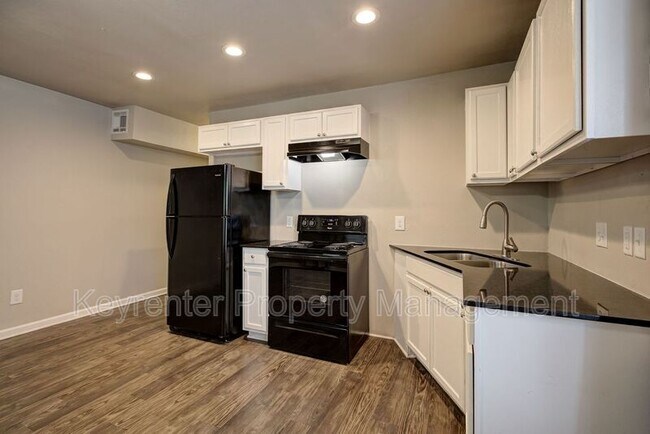 Building Photo - 2325 NW 12th St