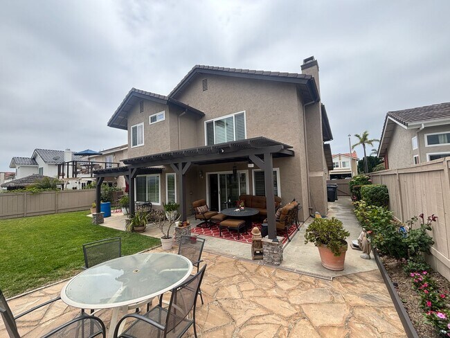 Building Photo - Stunning Carlsbad 4 Bedroom Home!