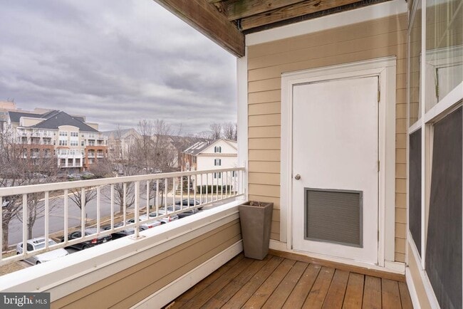 Building Photo - 8183 Carnegie Hall Ct