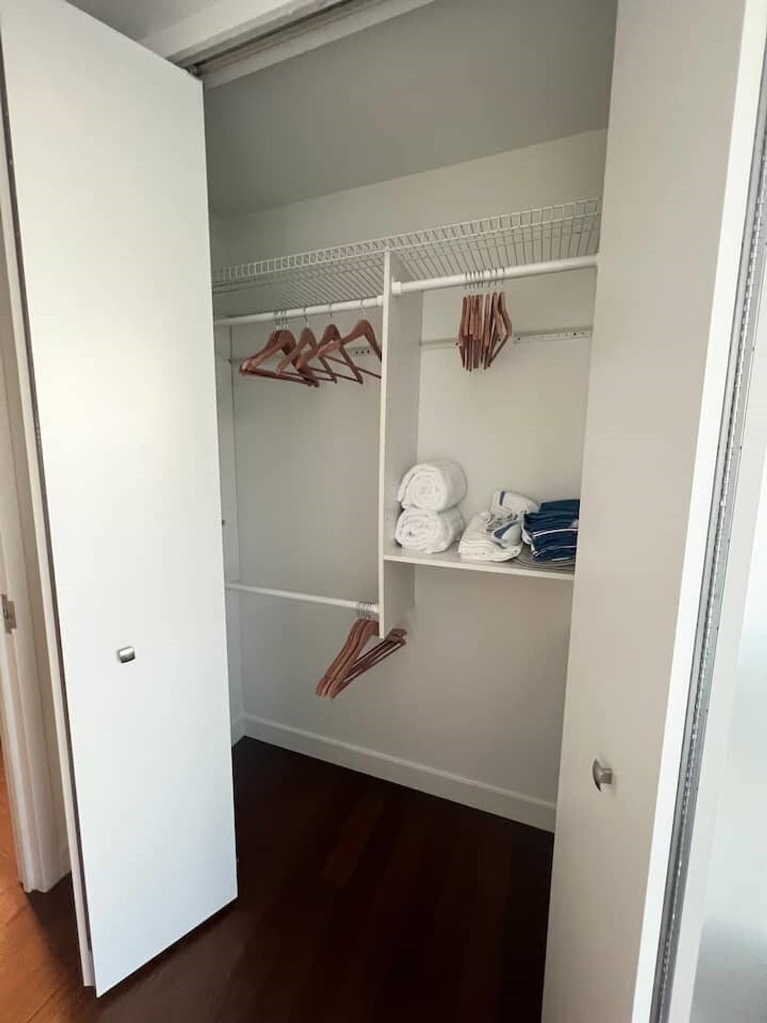 Building Photo - 1886 Broadway-SI ID1461703P