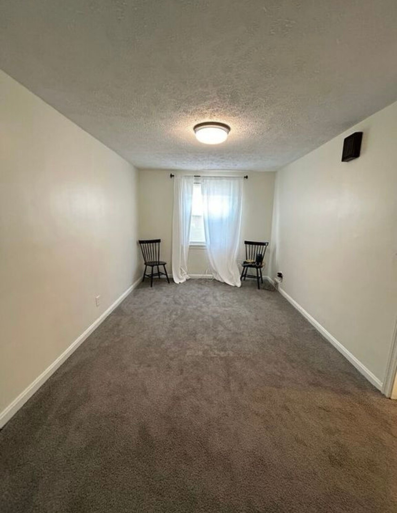 Building Photo - 4056 Northfield Rd