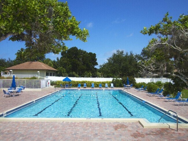 Building Photo - 638 Bird Bay Dr E