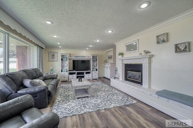 Building Photo - 947 Cassia Ave