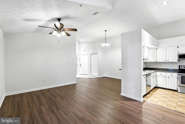 Building Photo - 12213 Eagles Nest Ct