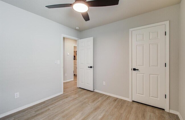 Building Photo - 14810 Archer Ct