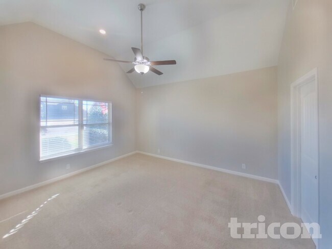 Building Photo - 3316 Pear Blossom Way