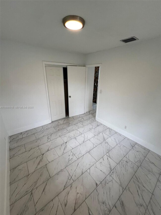 Building Photo - 4421 NW 33rd St